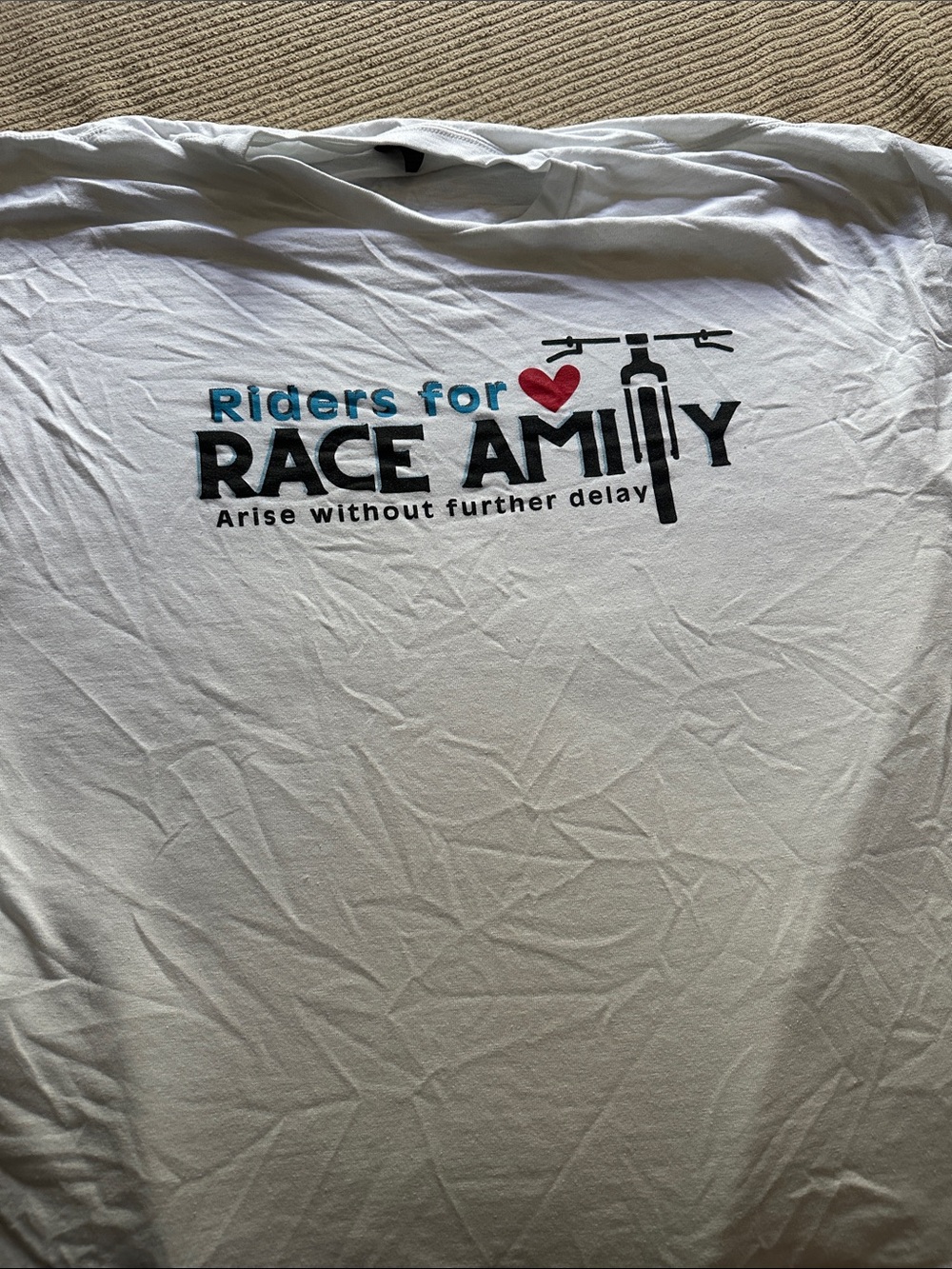 Riders for Race Amity men White Graphic Tee